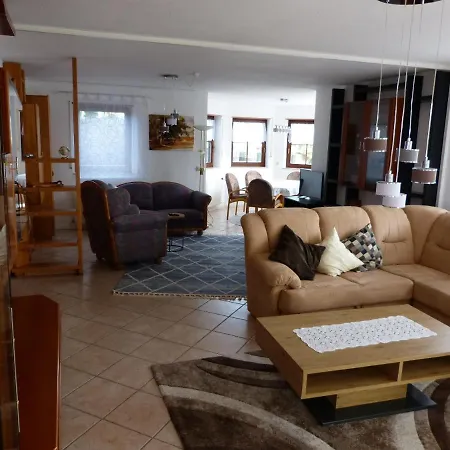 Im Dossenwald 5 Apartment Dossenheim